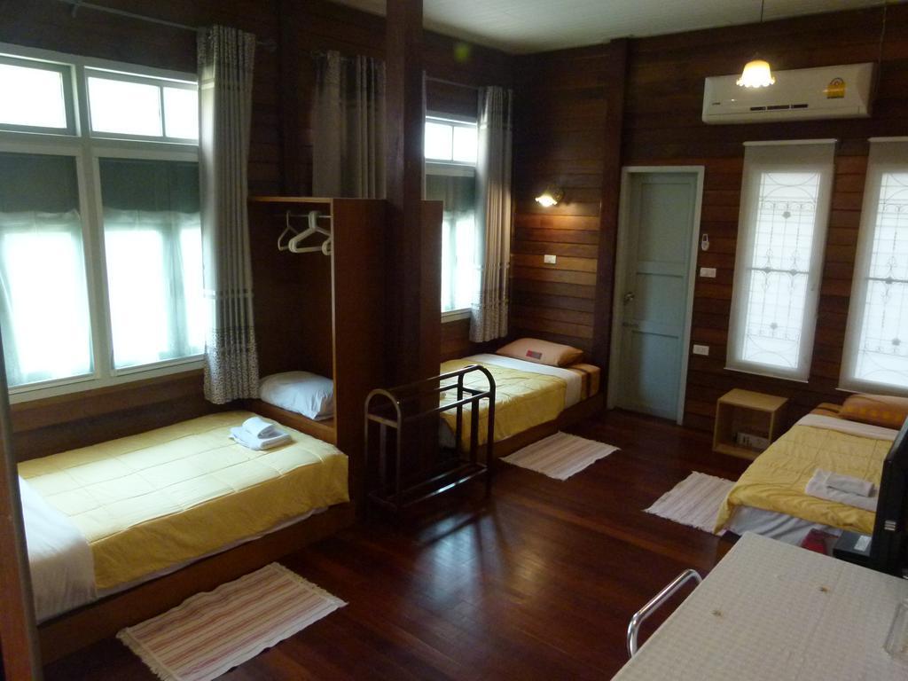 Bed and Breakfast Ban Boonchu Аюттхая Екстер'єр фото