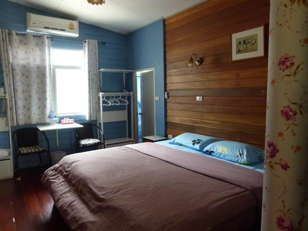 Bed and Breakfast Ban Boonchu Аюттхая Екстер'єр фото